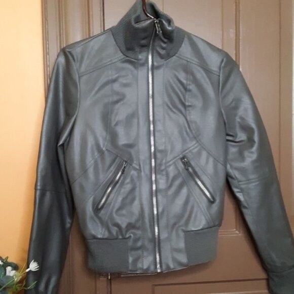 Women's Grey Faux Leather Bomber Jacket size S Miss London - Picture 11 of 11